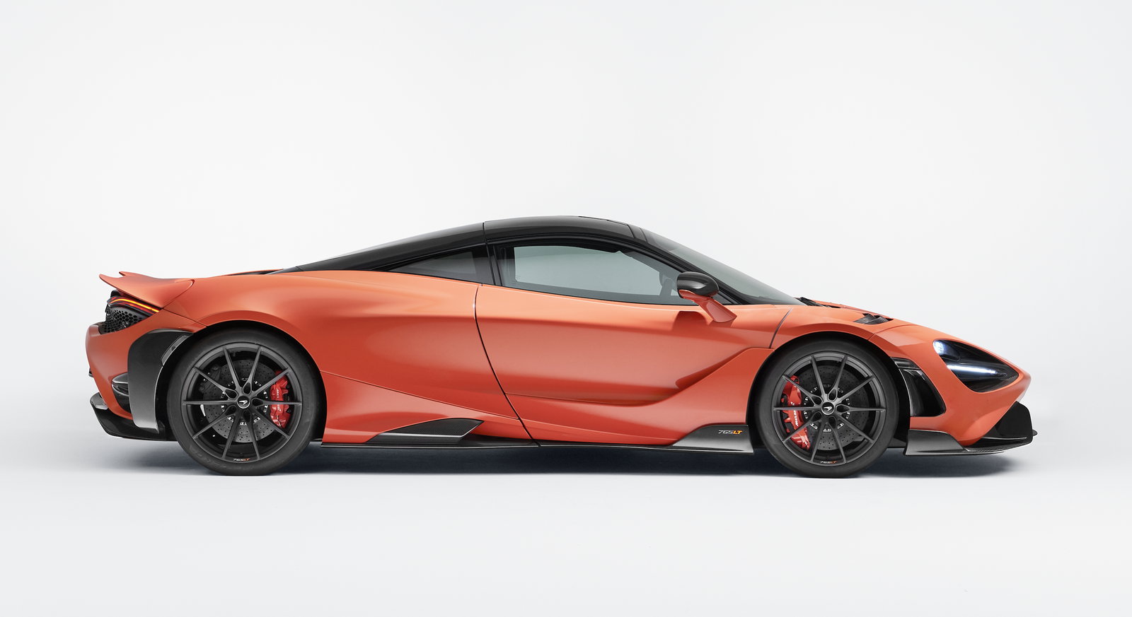 The McLaren 765LT Wants To Crush Porsche's 911 GT2 RS