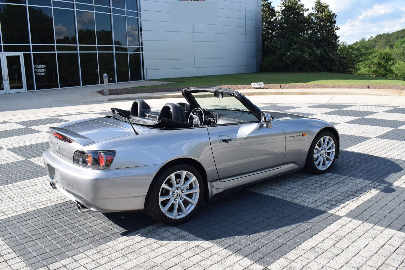 A 1000-Mile Honda S2000 Just Sold For Over $50,000