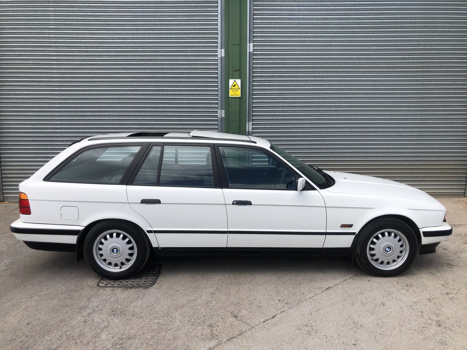 This E34 BMW 525iX Is An Attainable Unicorn