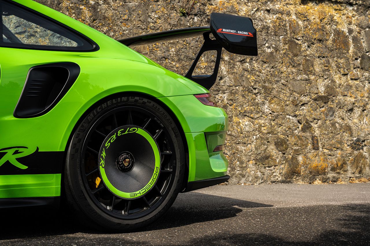 This Is The Porsche 911 GT3 RS MR And You Want One | CarThrottle