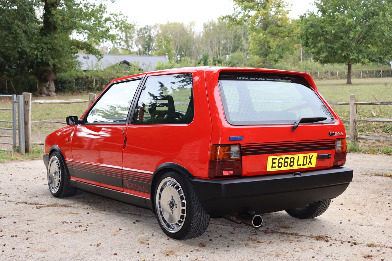 Hot Damn, Do We Want This Tastefully Modded Fiat Uno Turbo I.E