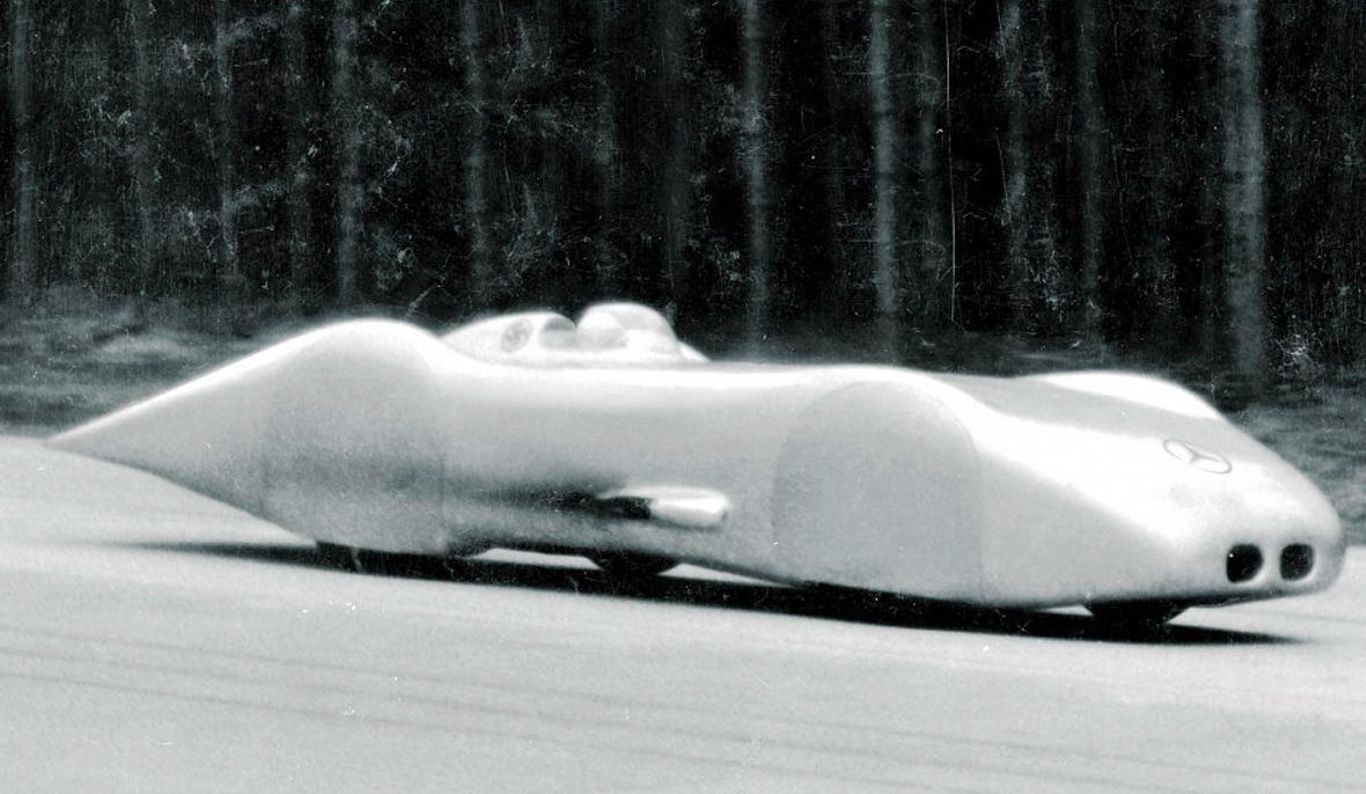 3 Other Records The SSC Tuatara Smashed During Its 300mph+ Runs