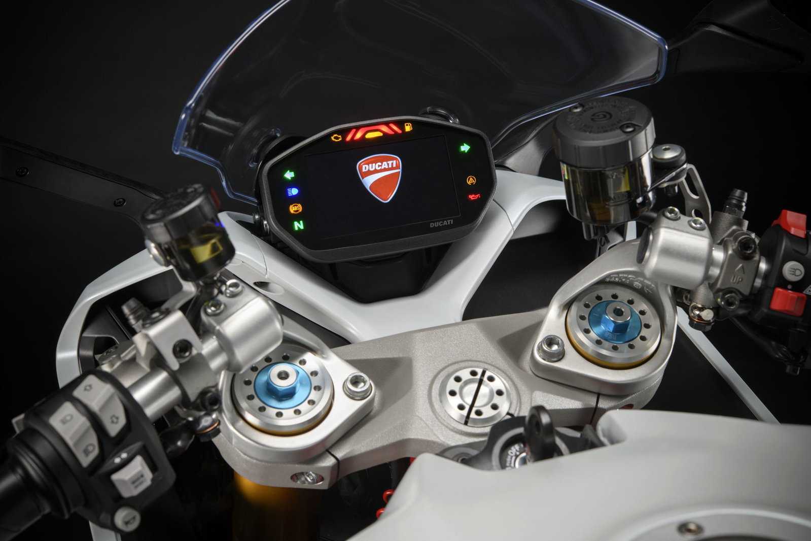 The Ducati SuperSport 950 Now Has An Angry Panigale Face
