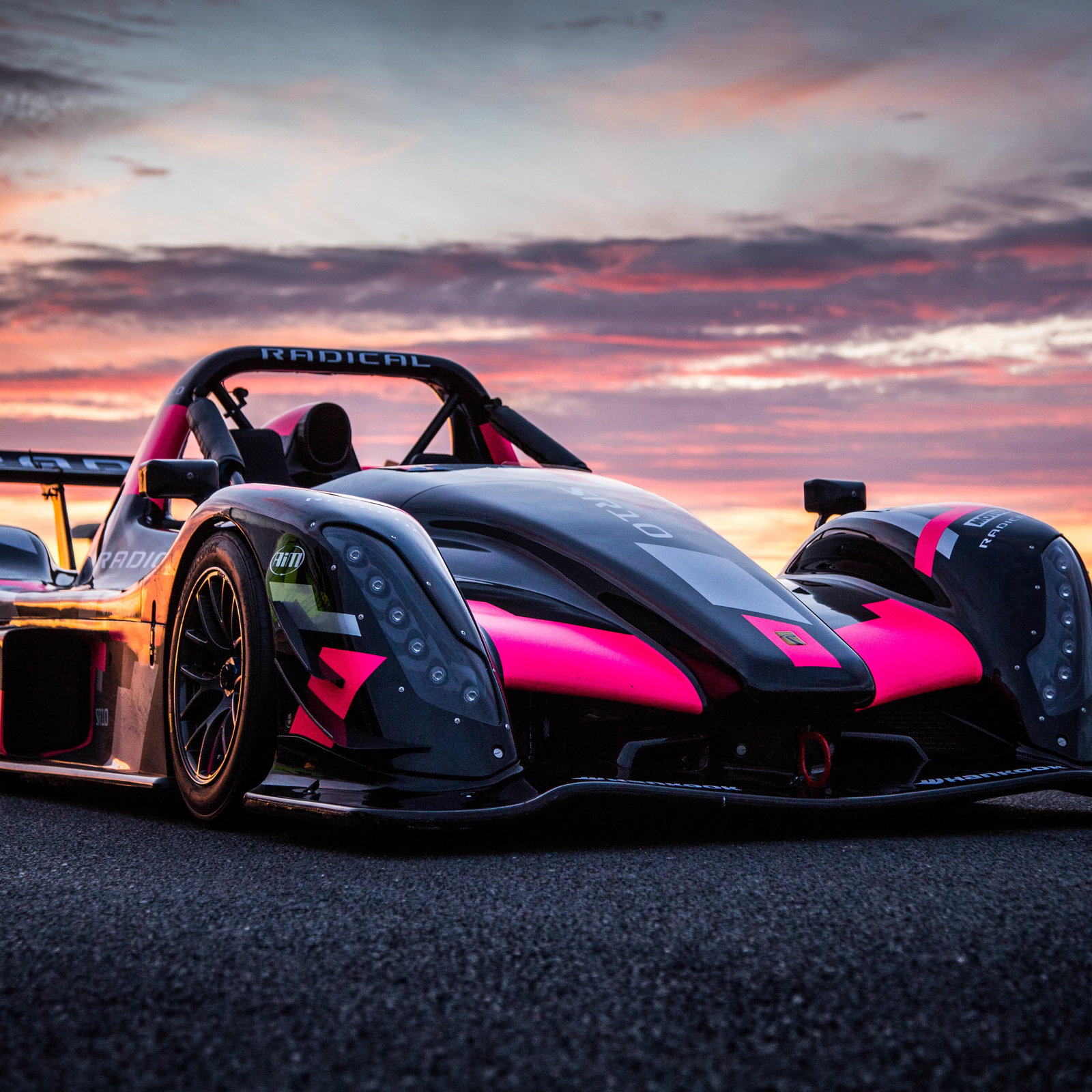 Your Free Noble M12 Car Wallpaper