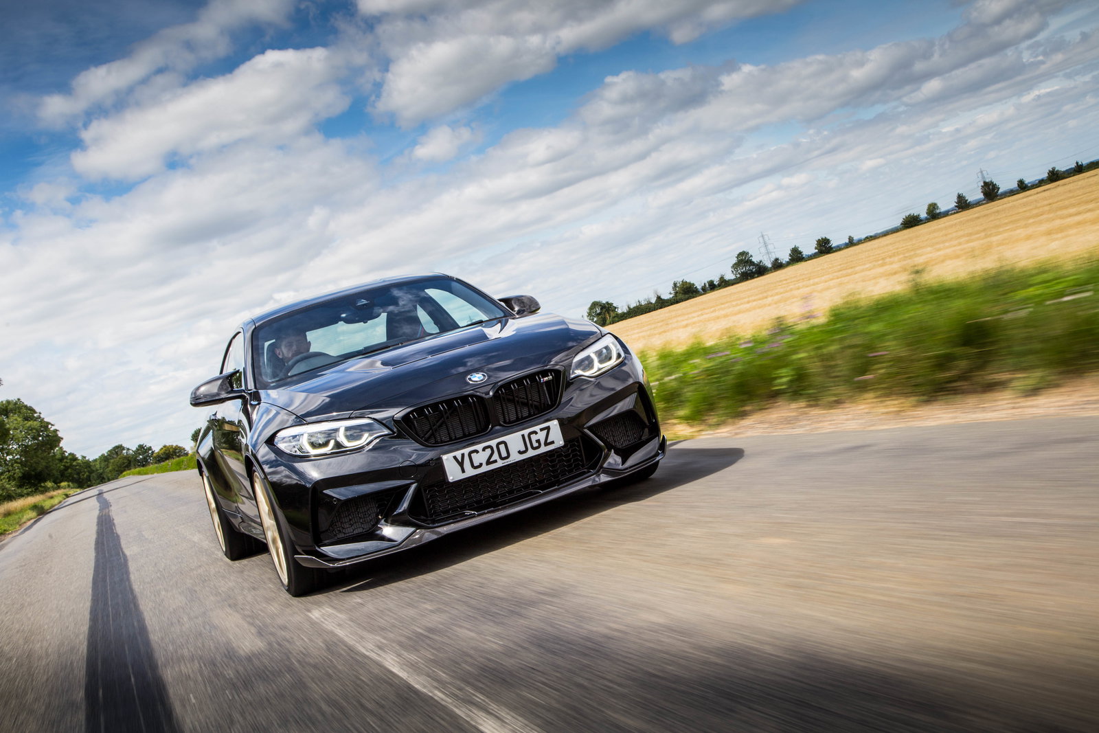32 Killer Car Wallpapers For Your Desktop And Mobile
