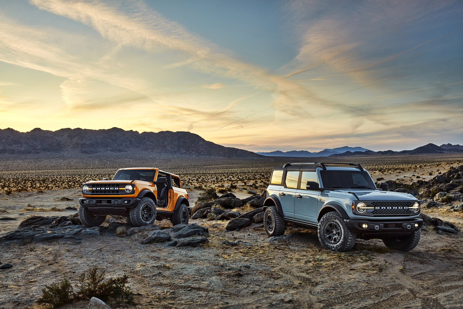32 Killer Car Wallpapers For Your Desktop And Mobile