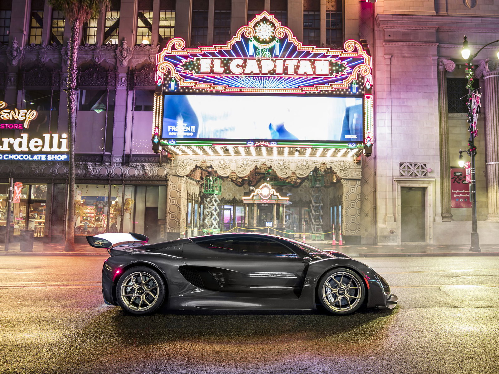 32 Killer Car Wallpapers For Your Desktop And Mobile
