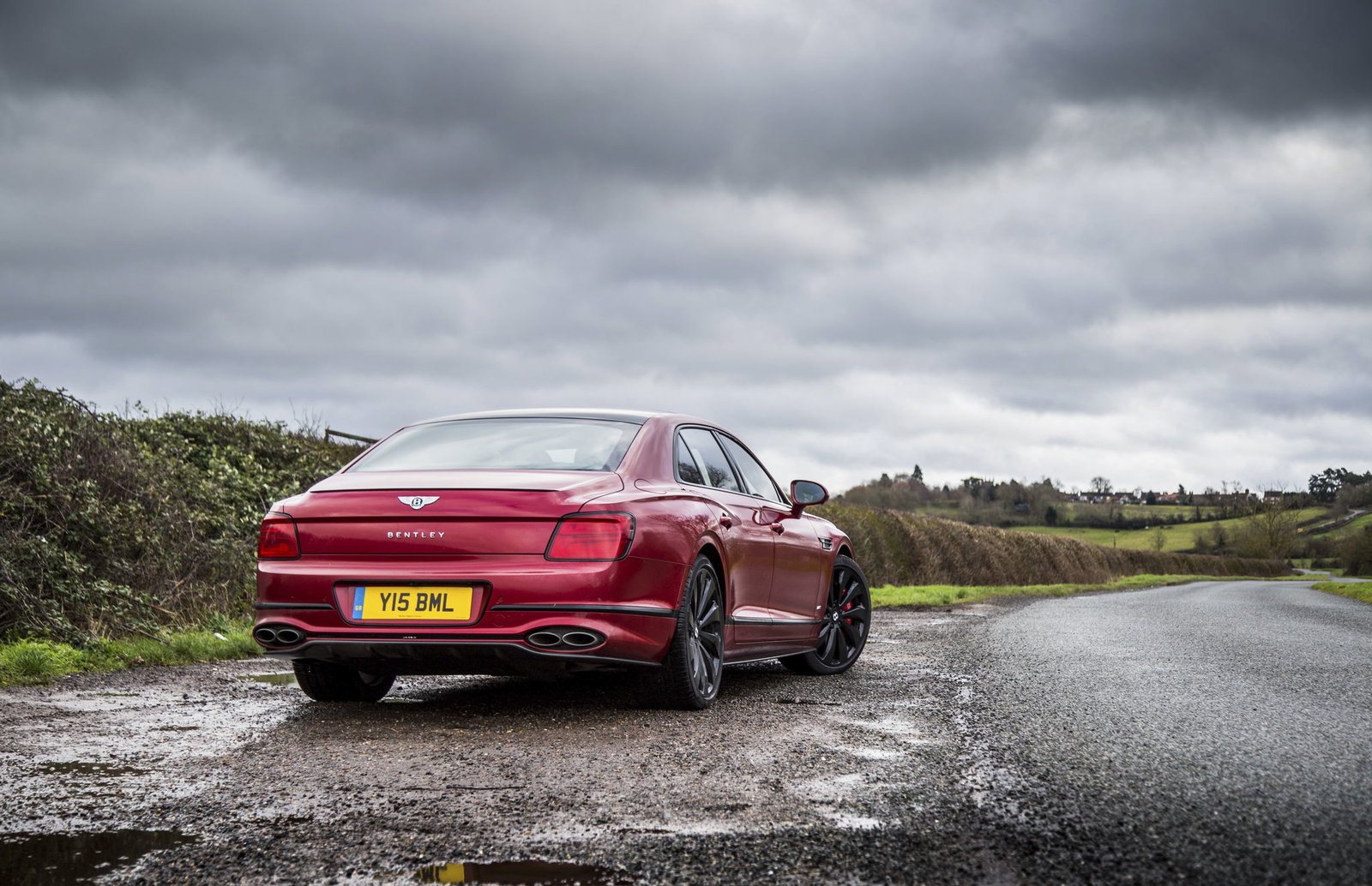 Bentley Flying Spur V8 Review: A Replacement For Displacement?