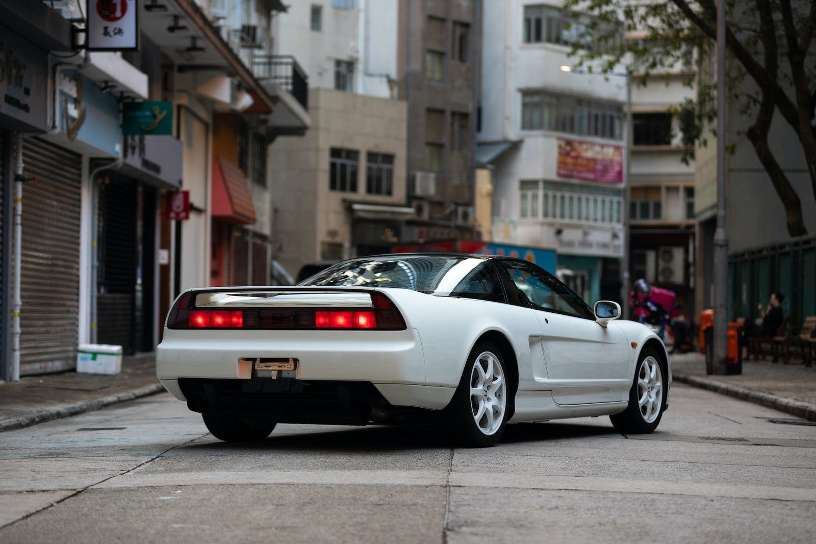 This Low-Mileage Honda NSX Type R Is Pure Auction Temptation