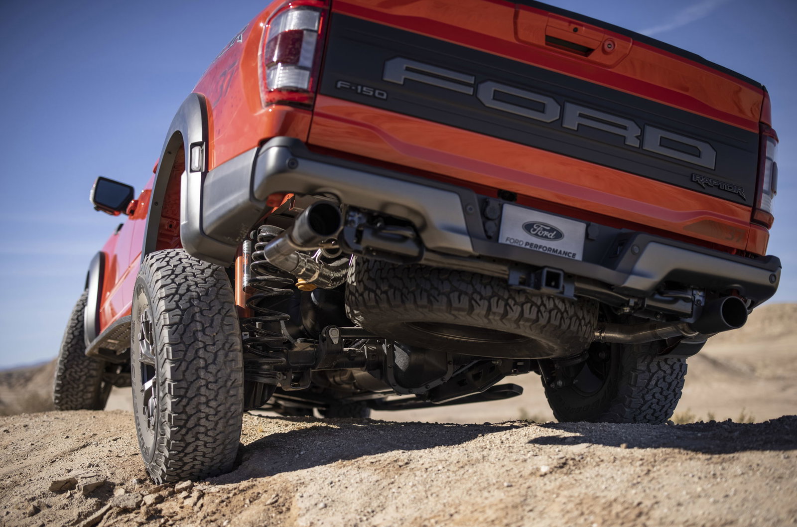 The New Ford F-150 Raptor's Huge Tyres Forced Changes To The Production Line