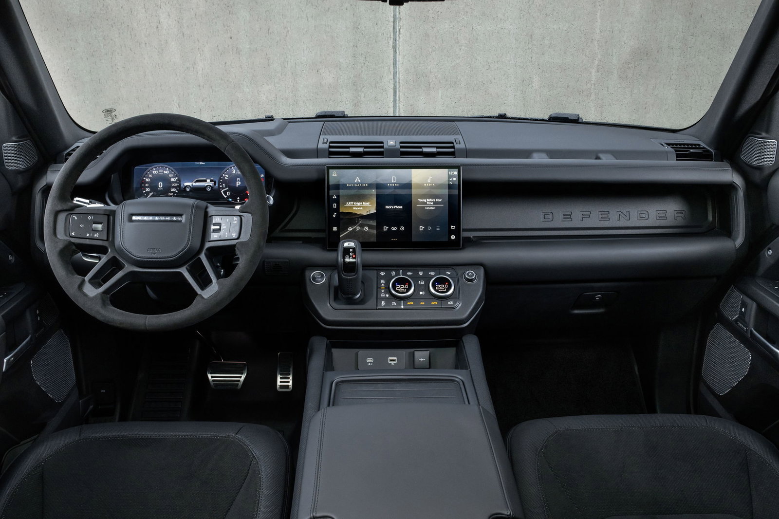 The £100k Land Rover Defender V8 Is A 518bhp Supercharged Indulgence