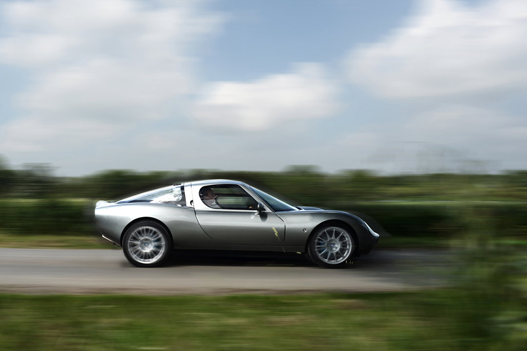 This Surprisingly Well Made, Boxster-Based McLaren F1 Replica Even Has A Central Driving Position