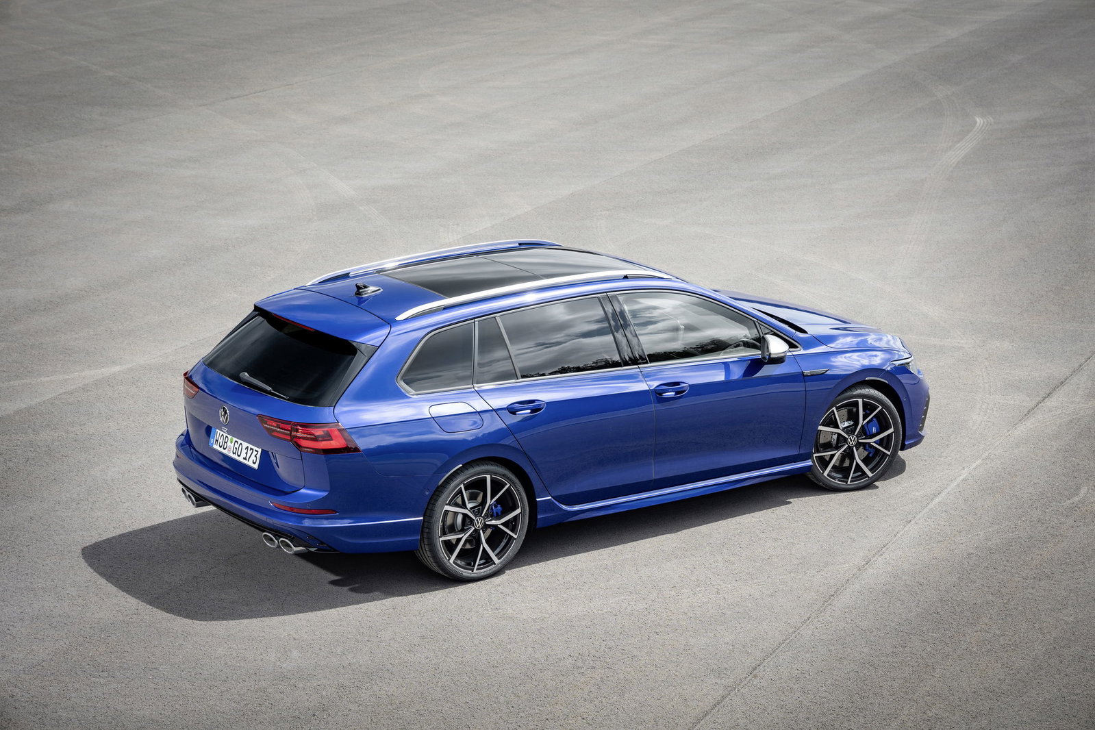 The 316bhp VW Golf R Estate Has 316bhp, Drift Mode And A Tow Bar