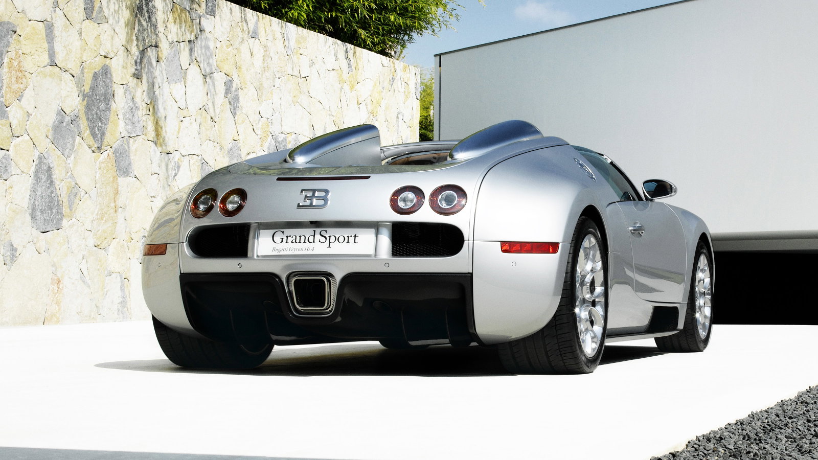 Bugatti Has Restored The First-Ever Veyron Grand Sport