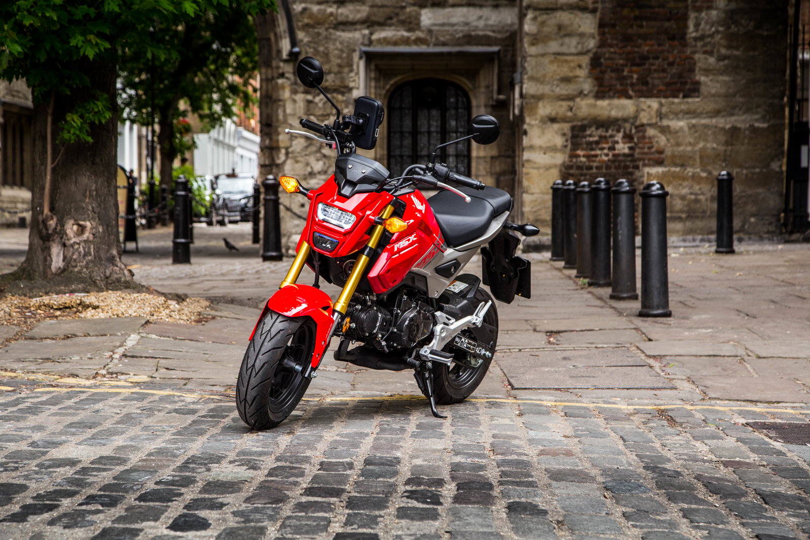 Motorbike Engine Vibrations Could Hurt Your iPhone, Apple Says