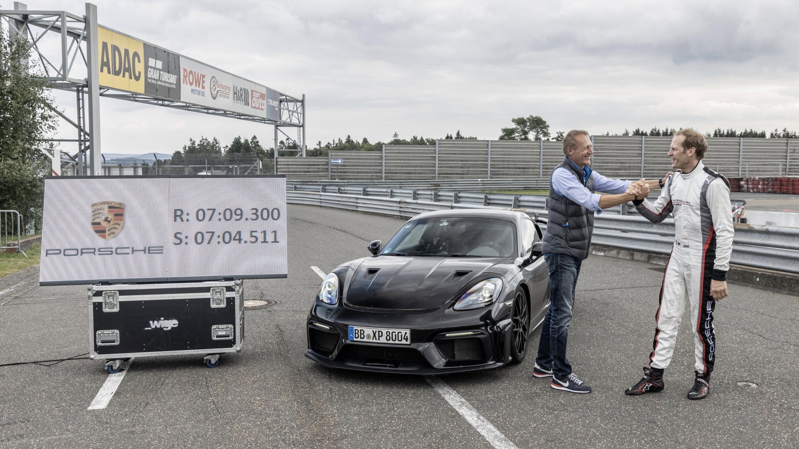 Porsche Cayman GT4 RS 'Ring Lap Reveals Screaming ~9,000rpm Redline