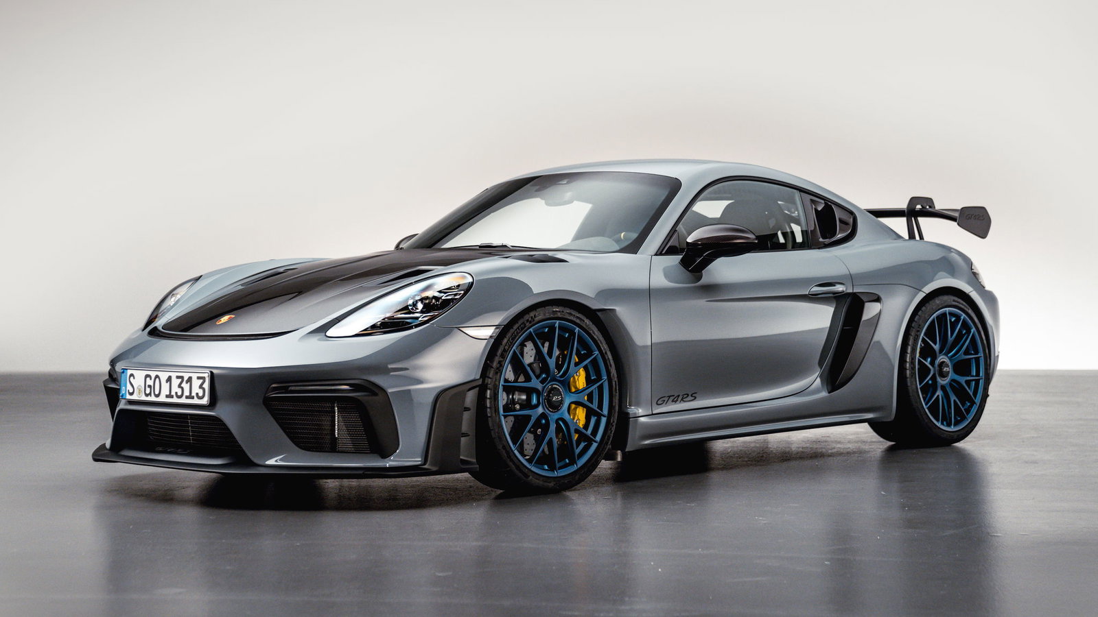The 493bhp Porsche Cayman GT4 RS Is Here And Other Sports Cars Should Just Give Up