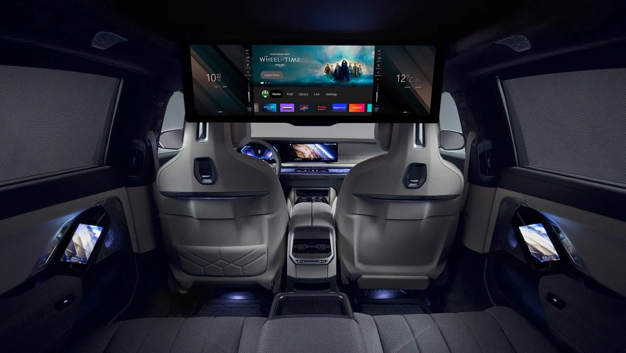 The 7 Best Features Of The New BMW 7 Series
