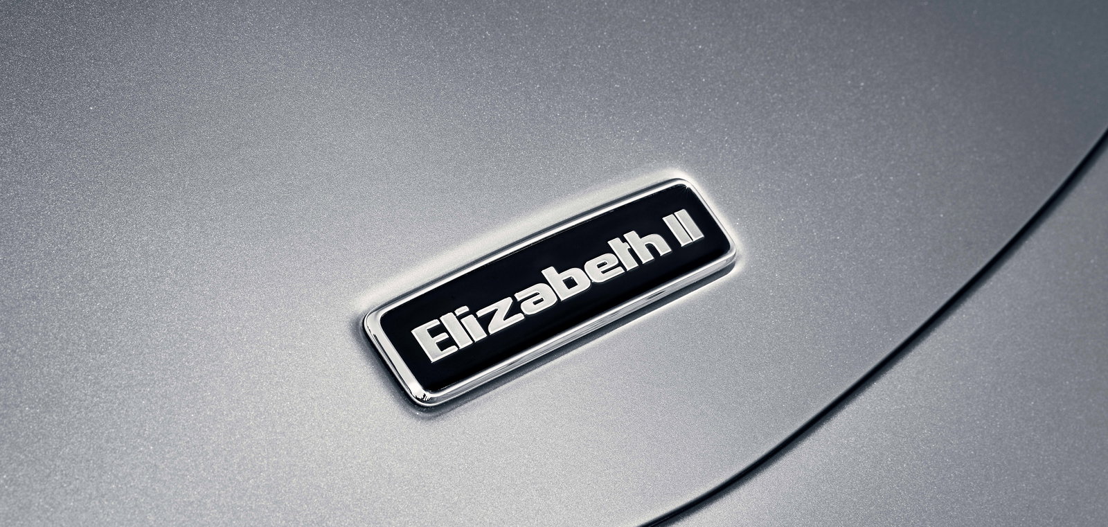 Fit For A Queen? McLaren Launches ‘Elizabeth II’ Artura
