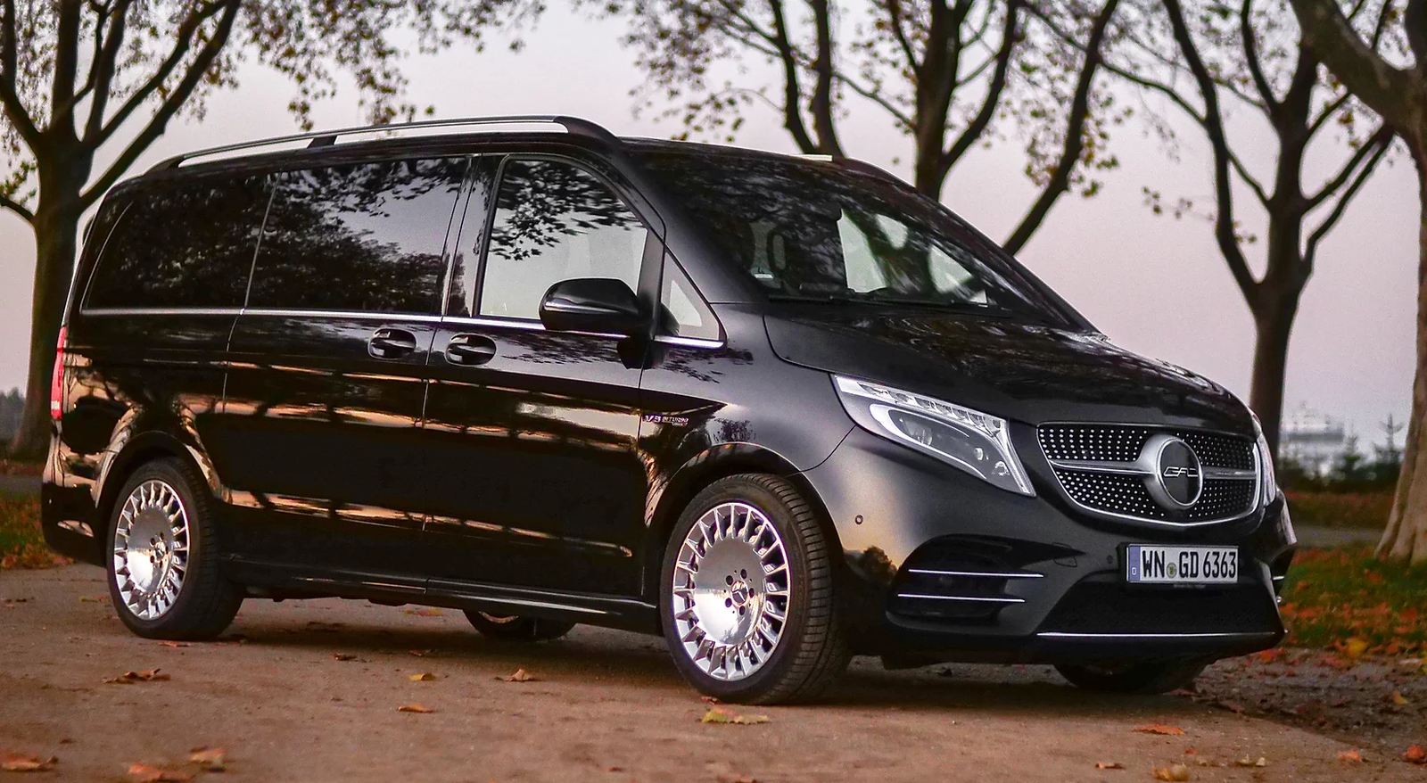 Awesome V8-Powered Mercedes V-Class Spotted At The Nurburgring