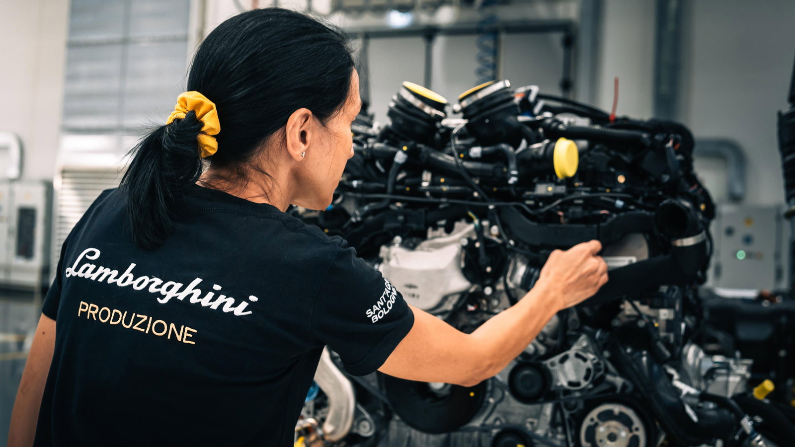 Lamborghini Won’t Give Up On Petrol Engines Without A Fight Despite Inbound EV