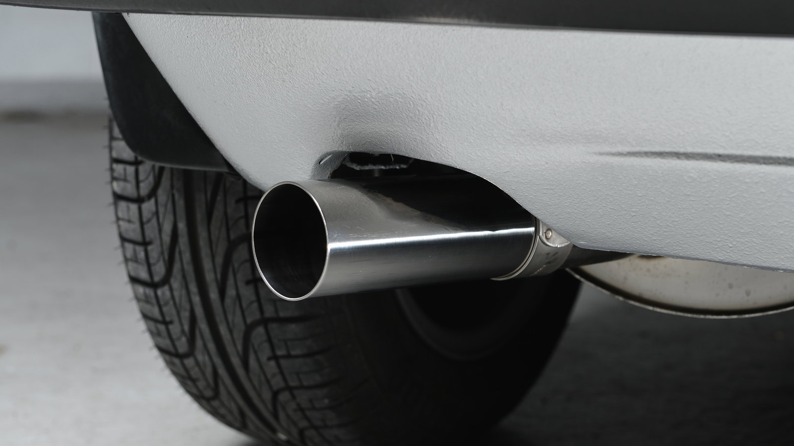 Modern Classic Car Owners Ditching Massive Obnoxious Exhausts For OEM+